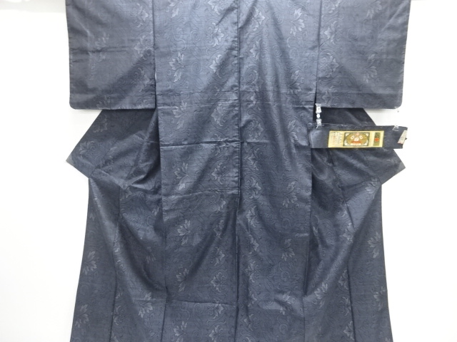 花唐草模様織り出し本場泥大島紬着物